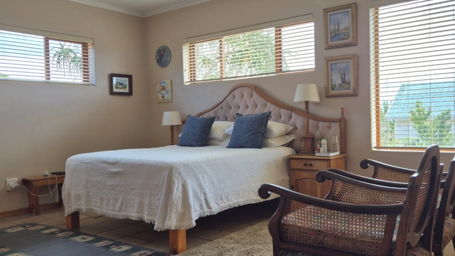 3 Bedroom Property for Sale in Stilbaai Wes Western Cape